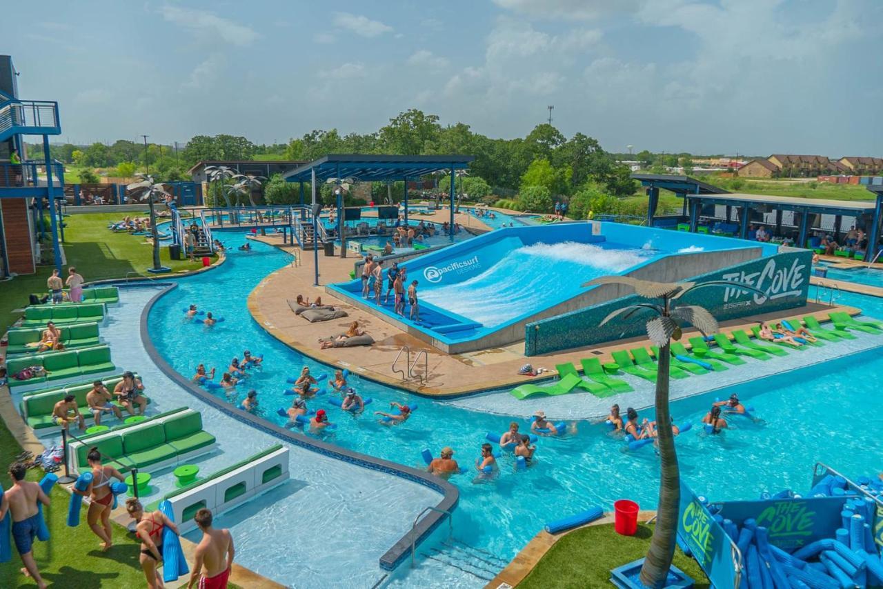 Holiday Inn & Suites College Station-Aggieland By Ihg Exterior foto